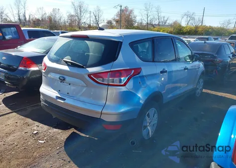 2014 Ford Escape S z USA, uszkodzony, nr VIN 1FMCU0F71EUC50638